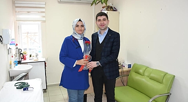 KAYMAKAM KAYABAŞI'DAN TIP BAYRAMI ZİYARETİ