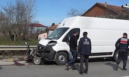 GÖKÇEBOĞAZ KARGALI SAPAĞINDA TRAFİK KAZASI 1 ÖLÜ