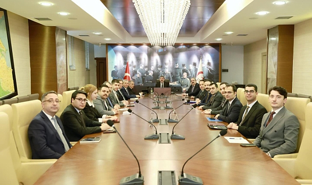 İLÇE KAYMAKAMLARI TOPLANTISI YAPILDI